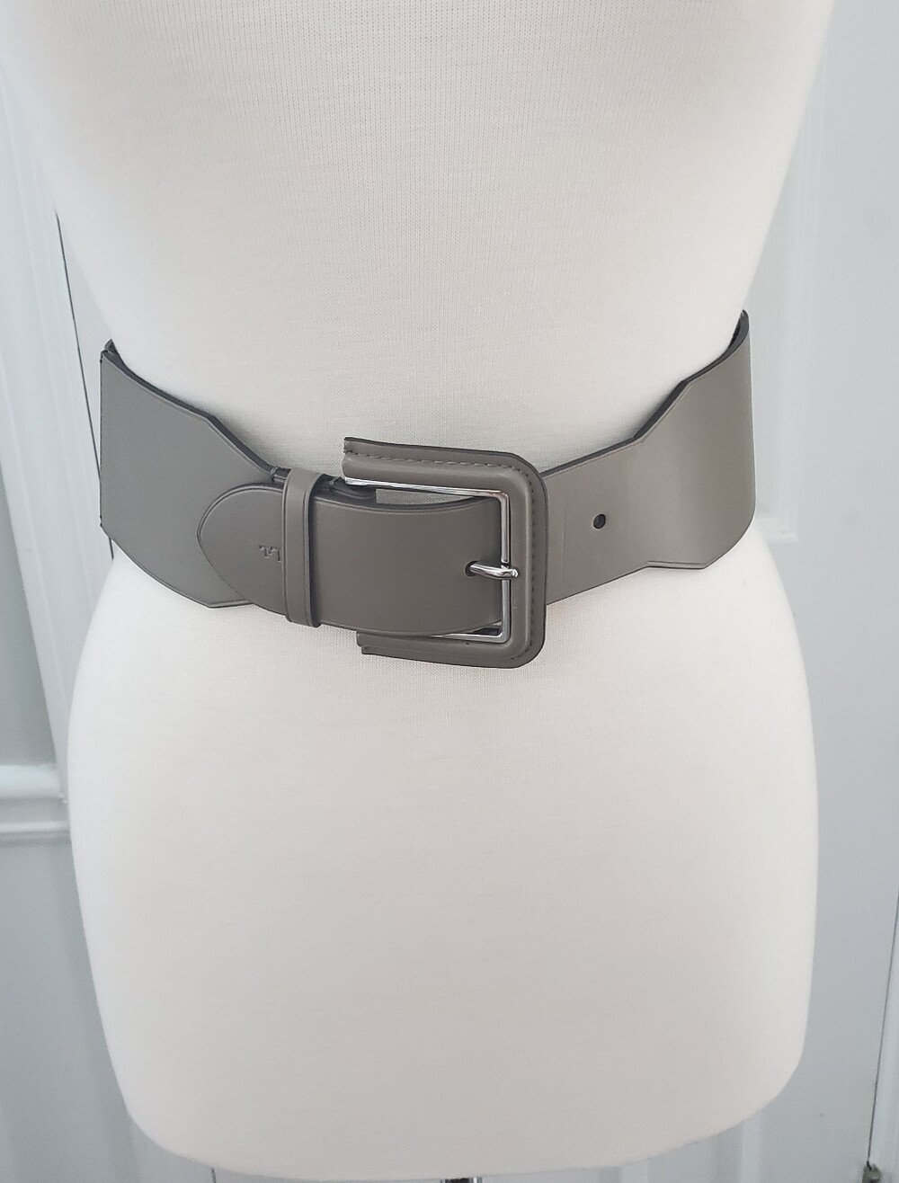LAUREN RALPH LAUREN WIDE COVERED BUCKLE TAUPE STRETCH BELT
